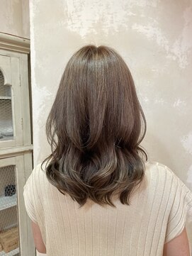 エイミーバイアフロート(amie  by afloat) グレージュカラー◎