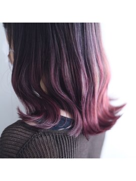 ニコリヘアワークス(nicori hair works) ミディアム×グラデーション×レッドパープル