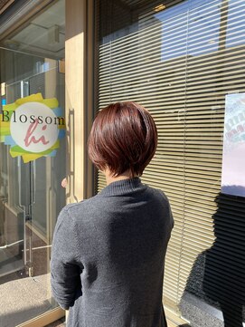 ブロッサム 東中野店 大人可愛いダブルカラーパープルブラックミニウルフ丸みショート