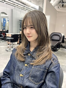 ジエクト カナウ(The Ect canow) レイヤーロングフレンチカジュアルことりベージュレイヤーカット