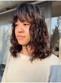 海外風くせ毛パーマミディアムパーマ