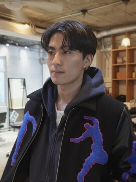 ヒカリス 中崎店(HIKARIS) メンズ × カット