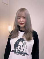 layer × blonde