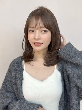 ウェイズトウキョウ 新宿店(Ways TOKYO) ミディアムレイヤー/ベージュカラー/顔周りカット/前髪/レイヤー