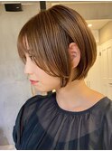 武蔵小杉大人ショートボブ透明感白髪ぼかしカラー小顔丸みボブ