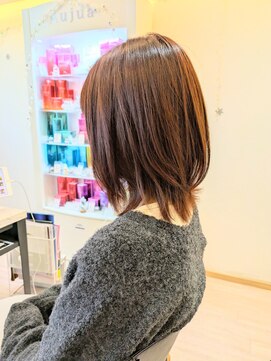 赤系/ピンクレッドブラウン/ウルフカット/ミディアムレイヤー