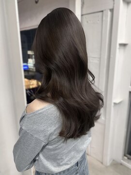 人気の透明感グレージュ  レイヤーカット ブリーチなし