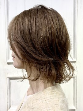 プエンテ デ メホラ(Puente de Mejora) 髪質改善METEOカラー