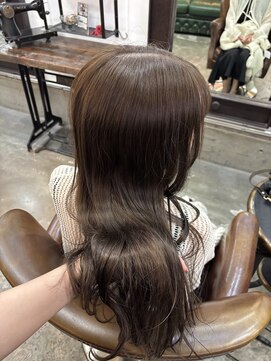 フルアヘッド(FULL A HEAD) 透明感ベージュ