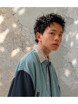 アンヌ&nbsp;ラフな質感のニュアンスパーマ