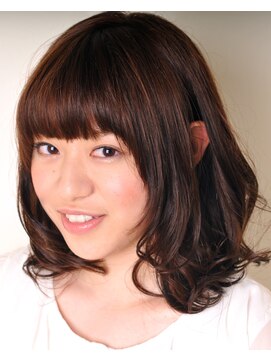 エムプラス センター北(M.plus) カットで小顔に☆パーマで柔らかセミディボブ☆