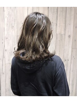 アン リノ(Un Lino) 外国人風のグレージュ的な、、、※加工無し