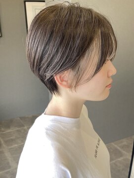 ビューオオサカ(VIEW OSAKA) イヤリングカラーで垢抜ける☆くびれショートAラインボブ