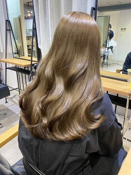 ツキ 横浜店(tuki) ミルクティーベージュピンクベージュダブルカラーブリーチカラー