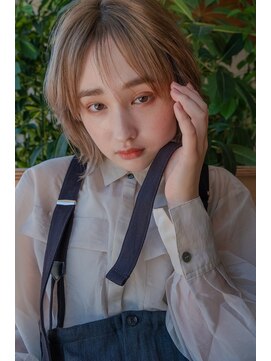 シュプール(SPUR) 大人可愛いグレージュカラーワンカール顔まわりレイヤーボブ