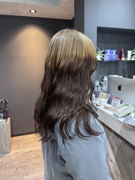 エイト 金沢店(EIGHT kanazawa) ベージュ×オレンジ