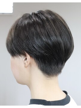 ウィスカーヘアー(whisker hair) ハンサムショート