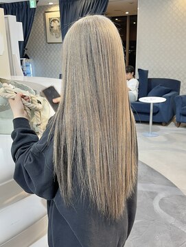 エアー 青山(AIR) ハイトーンカラーブリーチカラーデザインカラーインナーカラー