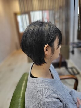 エミオ(emio) ショートボブ