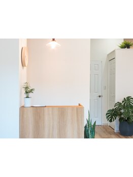 完全マンツーマン施術☆清潔感あふれる店内で安らぎながら綺麗になれる―。ゆったりと過ごせる空間です♪