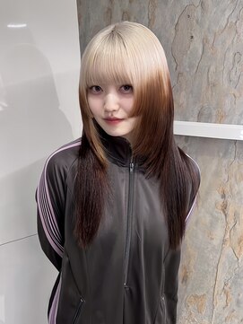 ソル バロール 表参道(SOL .valor) 抜きっぱなしブロンド×デザインカラー