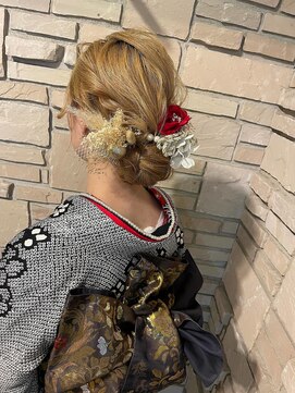 シーエヌシー アンド アソシエイツ CNC&ASSOCIATES ヘアーアレンジ