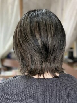 Men's＆Lady's　aboVe-hair 透明感グレーローライトの柔らか大人セミウルフ