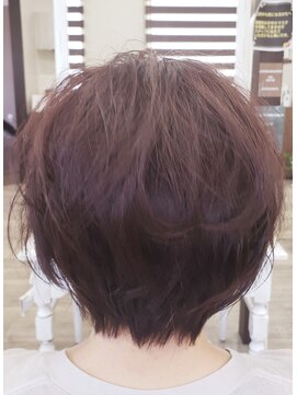 サロンドリールプリマ(Salon de RIRE prima) 短めのショート