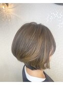 派手にならないバレイヤージュカラー