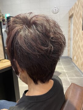 マム(ma'am) ウルフ風ショート