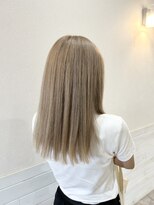 ヘアアンドメイク ルシア 奈良店(hair & make Lucia)&nbsp;ホワイティーベージュ
