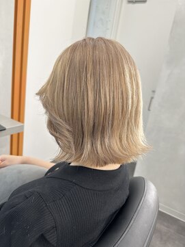 エイト 立川店(EIGHT) ミルクティーベージュ