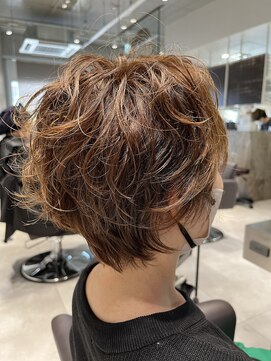 アフィニティ(affinity) ゆるふわショートレイヤー