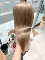 クム 横浜(qumu) ミルクティーベージュ