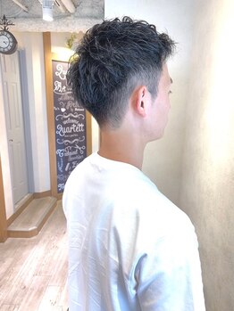 カルテット(Quartett)の写真/お仕事帰りにもOK◎駅徒歩30秒でアクセスも良好！お出掛け前にも気軽にご予約いただけます。