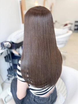 ノエシキカ(noe sikika) ホワイトグレージュ/デジタルパーマ/チェリーブラウン/栄a32