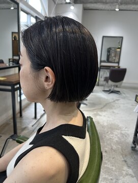 ロスコ(ROTHKO) ミニボブ