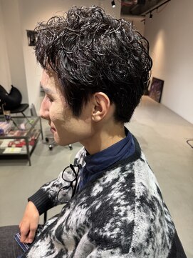 イズ(iss) メンズパーマ