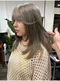 オリーブベージュ+ハッシュカット