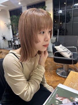 顔周りのステップカット