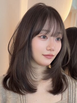 ヨロ 渋谷(YOLO) 韓国ヘアーハッシュカットレイヤーカットハイライトカラー