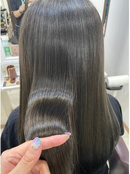 シュモレハーズ 習志野(Shumore he:rz)の写真/クセやうねりにお悩みの方必見!髪質に合わせてナチュラルで指通りのいいさら艶髪に仕上げます◎【習志野】