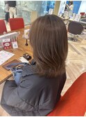 ベージュ・ミディアム