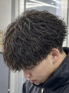 オーバル ジングウマエ(OVARL jingumae) 縦落ちツイストスパイラルラウンドマッシュ