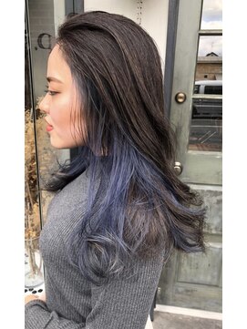 ザ ヘア ディードットログ(The hair D.Log) インナーカラーロングスタイル