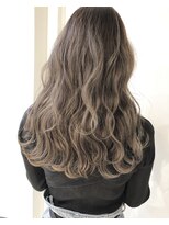 アライブ ハラジュク(ALIVE harajuku)&nbsp;ハイライトグラデーションミルクティベージュ