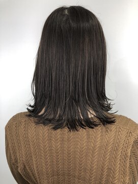 ネイヴィル(navile) 外ハネロブ×ダークグレージュ