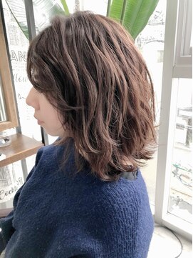 ルーファス 恵比寿 渋谷(Ruufus) 40代大人女性ミディアムレイヤーボブ【Ruufus恵比寿渋谷】31518