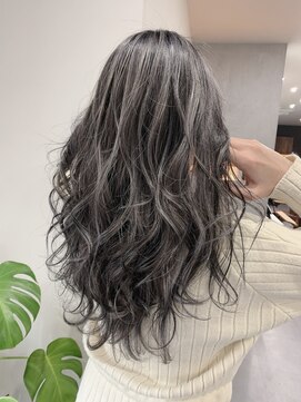 ティティヘアーコーディネート(Titi hair coordinate) 曽田遥菜３Ｄハイライトカラー