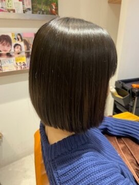エール(Aile) つやボブ　ワンレンボブ